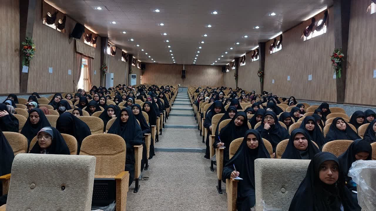 اردو دانش آموزی رهروان زینبی در مشهد