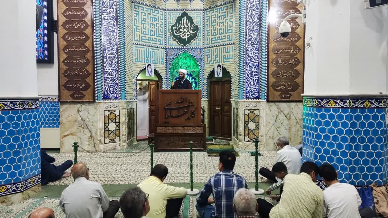 سخنرانی قبل از خطبه‌های نماز جمعه شهر یزد به موضوع مهدویت اختصاص داده شد