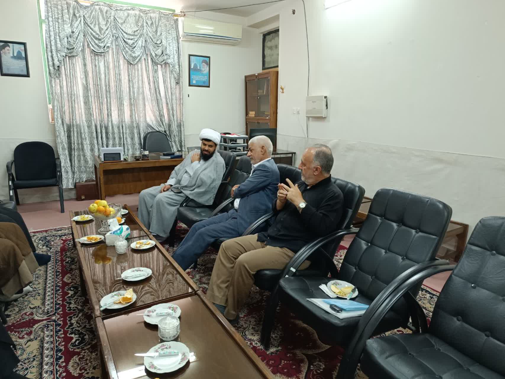 مدیر بنیاد استان با ریاست مرکز مدیریت حوزه های علمیه سیستان و بلوچستان دیدار کرد