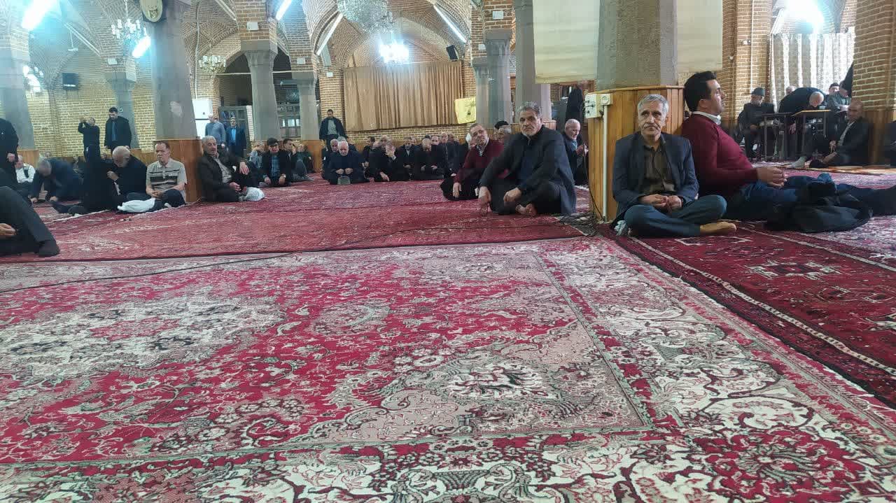 سخنرانی آقاجانی در مسجد قزللی
