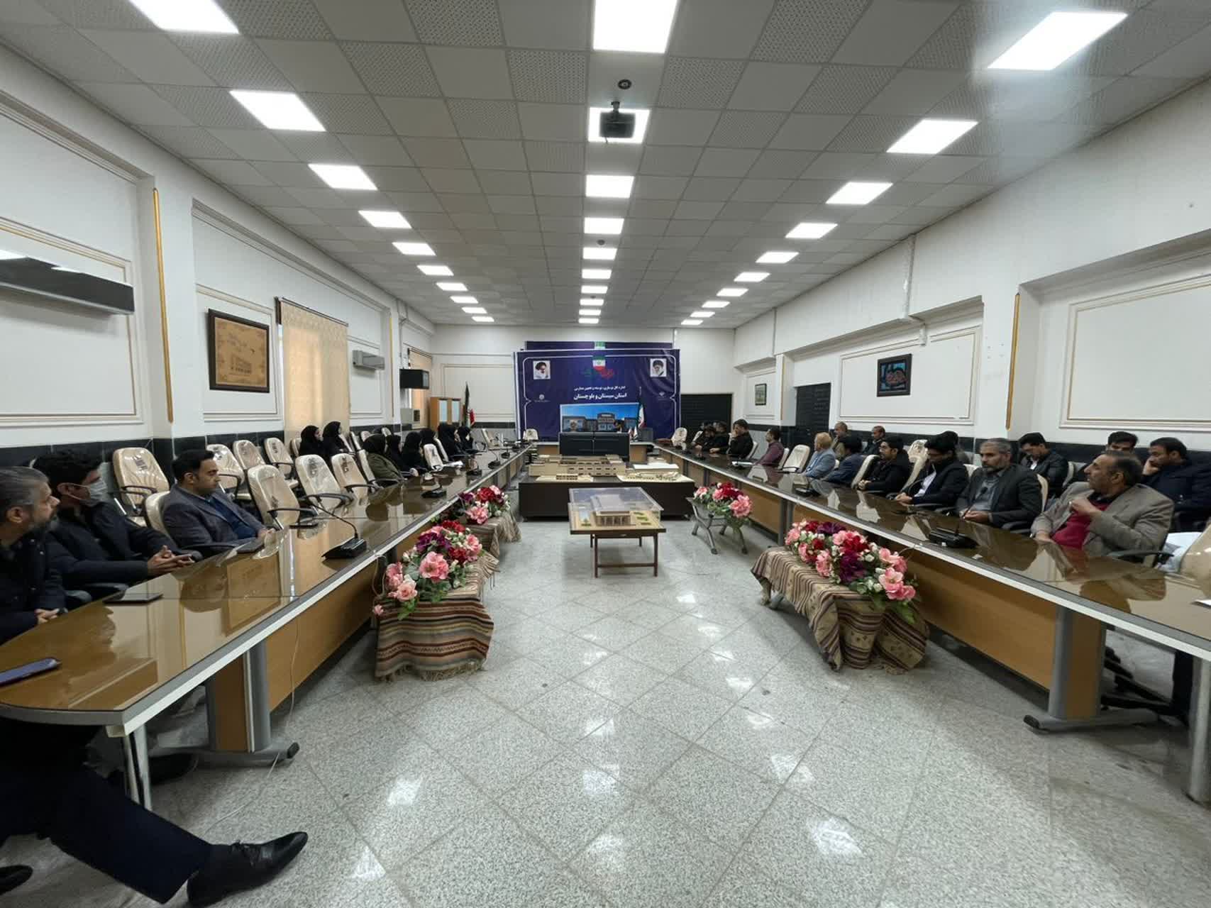 نشست نماز و مهدویت در نوسازی، توسعه و تجهیز مدارس سیستان و بلوچستان برگزار شد