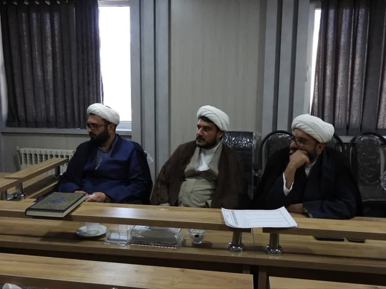 نشست آموزشی پاسخ به سؤالات مهدویت با حضور ائمه جماعات در سمنان