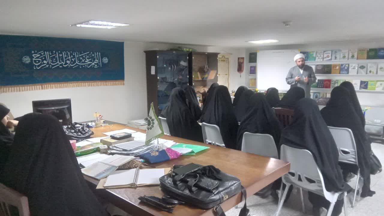 دوره تکمیلی داستان نویسی با موضوع مهدویت در تبریز برگزار شد