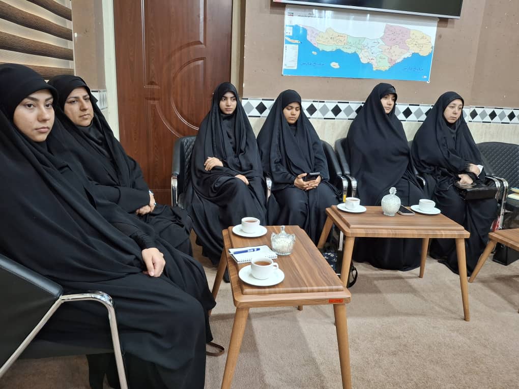 نشست توجیهی دومین مرحله از دوره تربیت مربی معارف مهدویت در شهرستان بندرلنگه برگزار شد