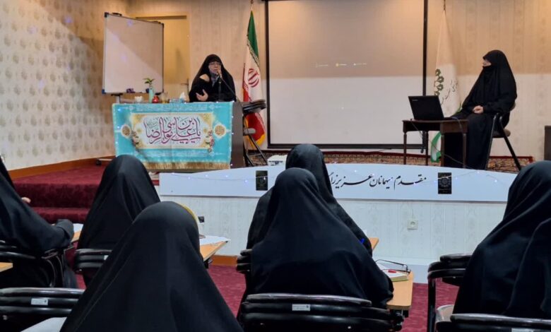 زهرا گنزالس بانوی مسلمان شده آمریکایی در جمع کارشناسان بنیاد استان خراسان رضوی از لزوم تبلیغ بین المللی معارف مهدوی گفت