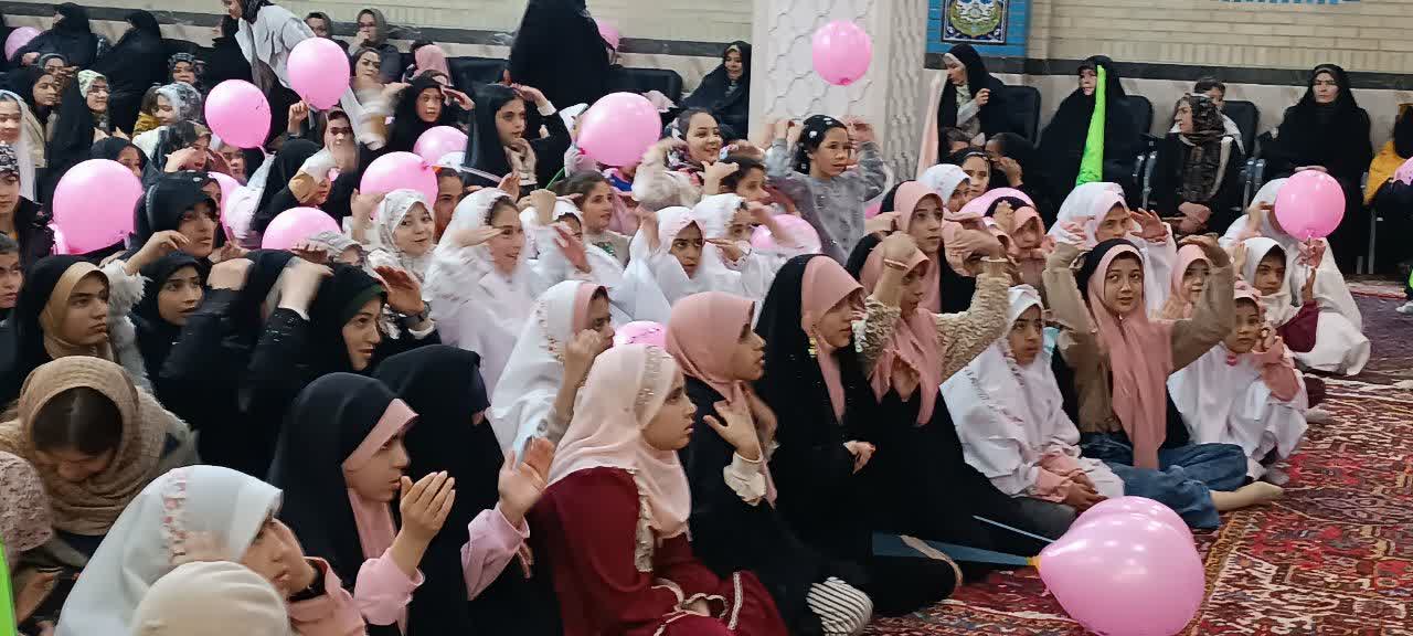 جشن روز دختر در اردبیل برگزار شد 