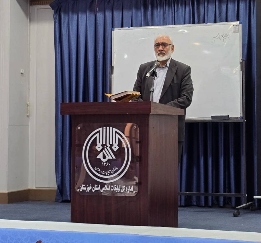 اولین دوره مقدماتی مهدویت مشترک بنیاد استان خوزستان و موسسه مصاف در سالن دارالقرآن اهواز برگزار شد