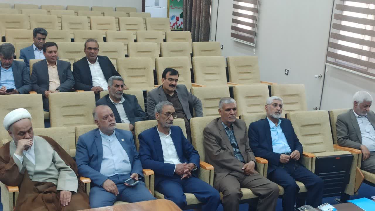 تجلیل از اساتید فعال مهدویت بنیاد سیستان و بلوچستان 