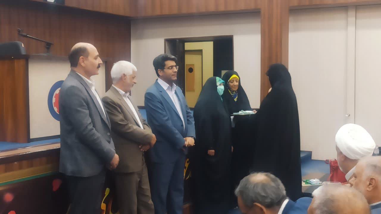 تجلیل از اساتید فعال مهدویت بنیاد سیستان و بلوچستان 