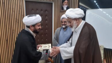 به مناسبت روز معلم از اساتید برتر مهدویت تجلیل به عمل آمد