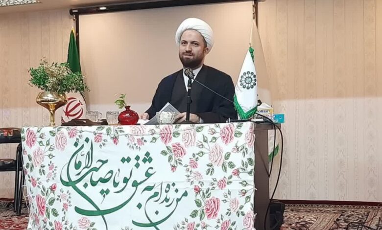 ابزار انتقال محتوا به نوجوان