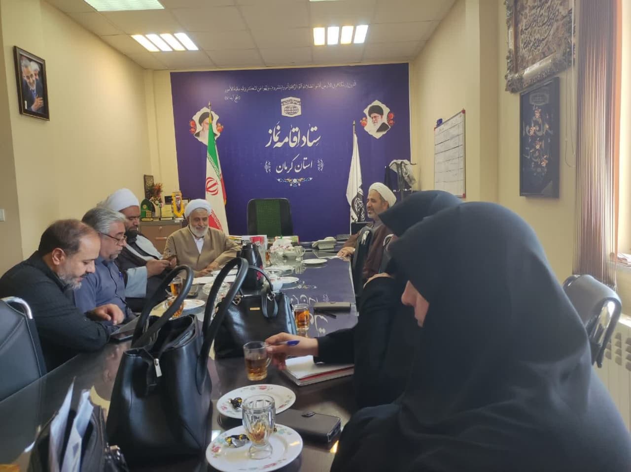 جلسه برنامه ریزی آموزش مداحان با موضوع مهدویت در کرمان برگزار شد