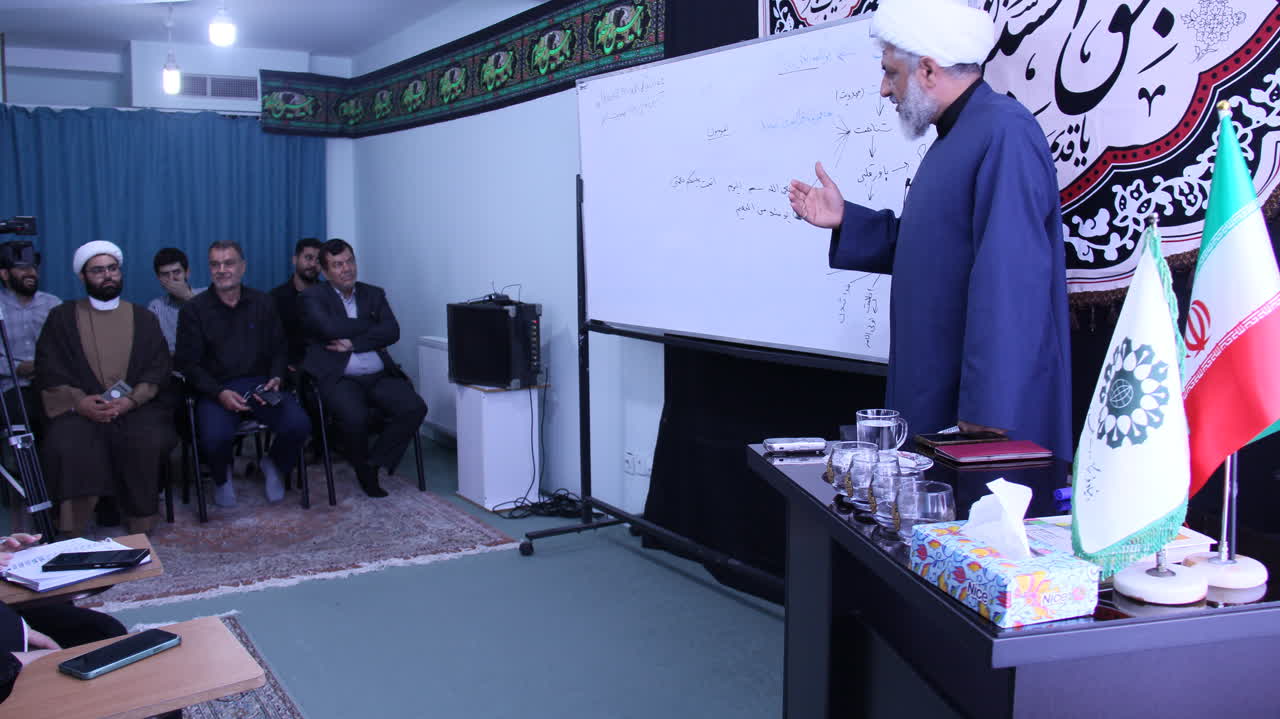 مهدویت تنها برنامه زندگی زیبا است