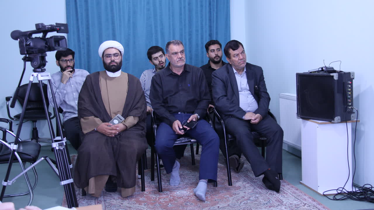مهدویت تنها برنامه زندگی زیبا است