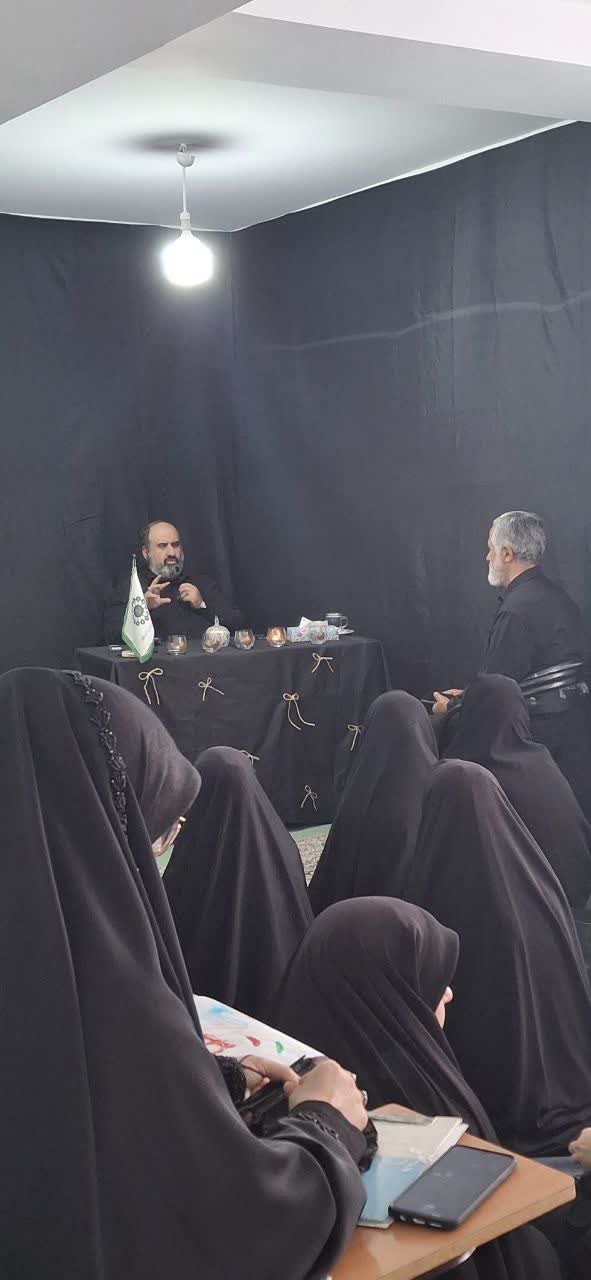 نشست بصیرت عاشورایی در بنیاد البرز برگزار شد