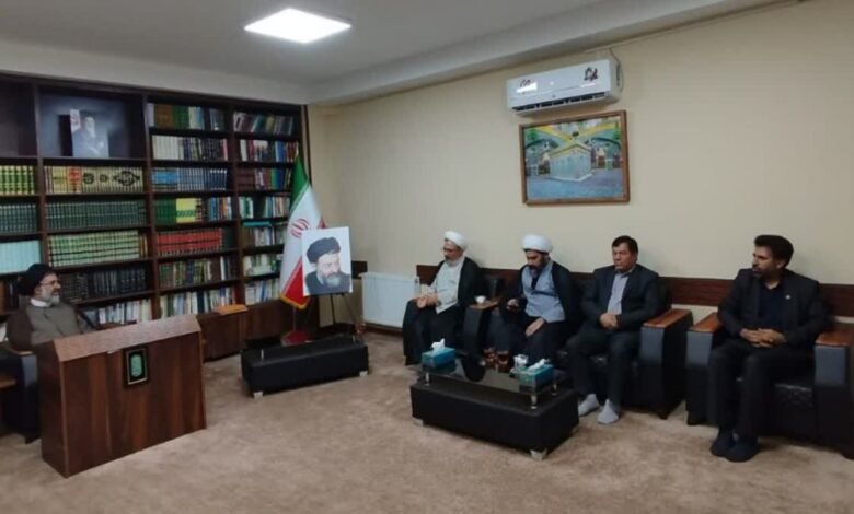 مدیر بنیاد استان البرز با امام جمعه شهرستان فردیس دیدار و گفتگو کرد