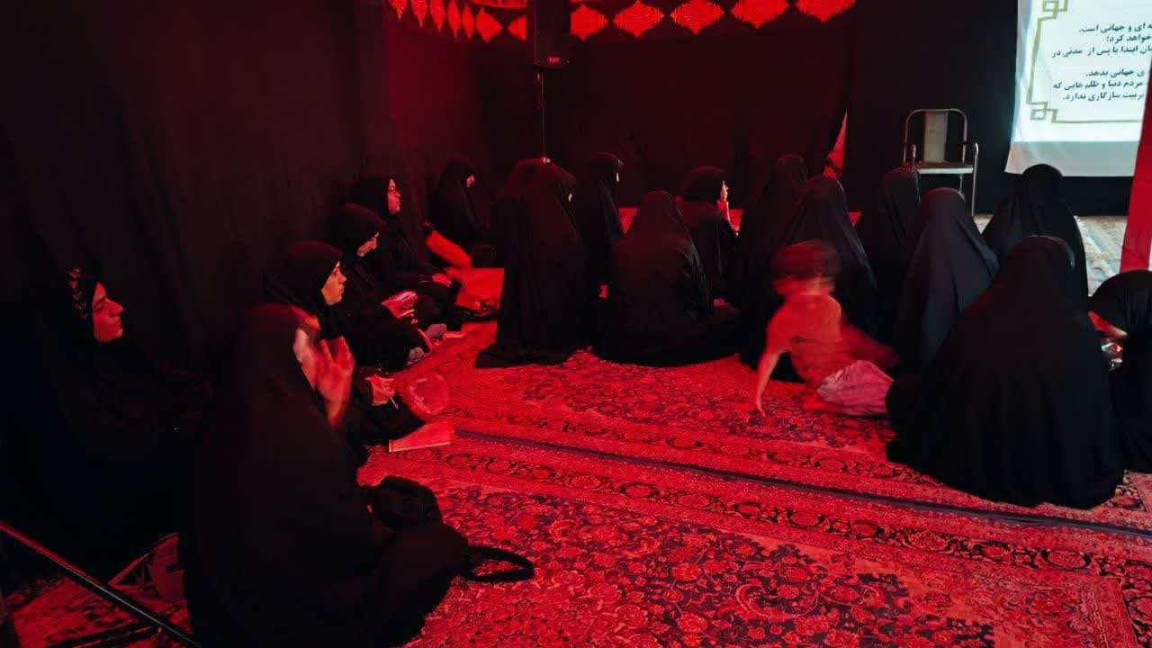 نشست مهدویت و ظهور در شهرستان آبدانان برگزار شد