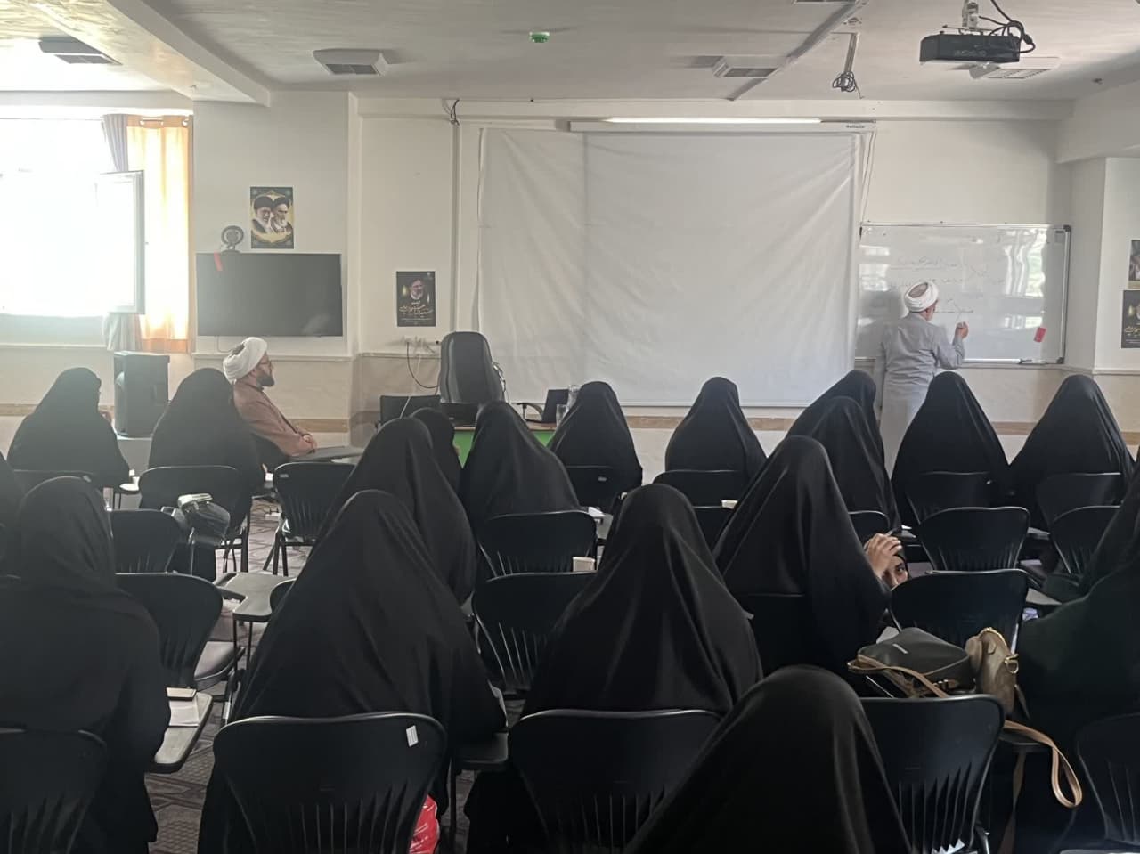 دوره نیابت عامه لرستان 