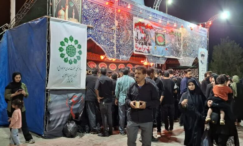 موکب بنیاد شهرستان کاشمر پذیرای زائران جامندگان اربعین