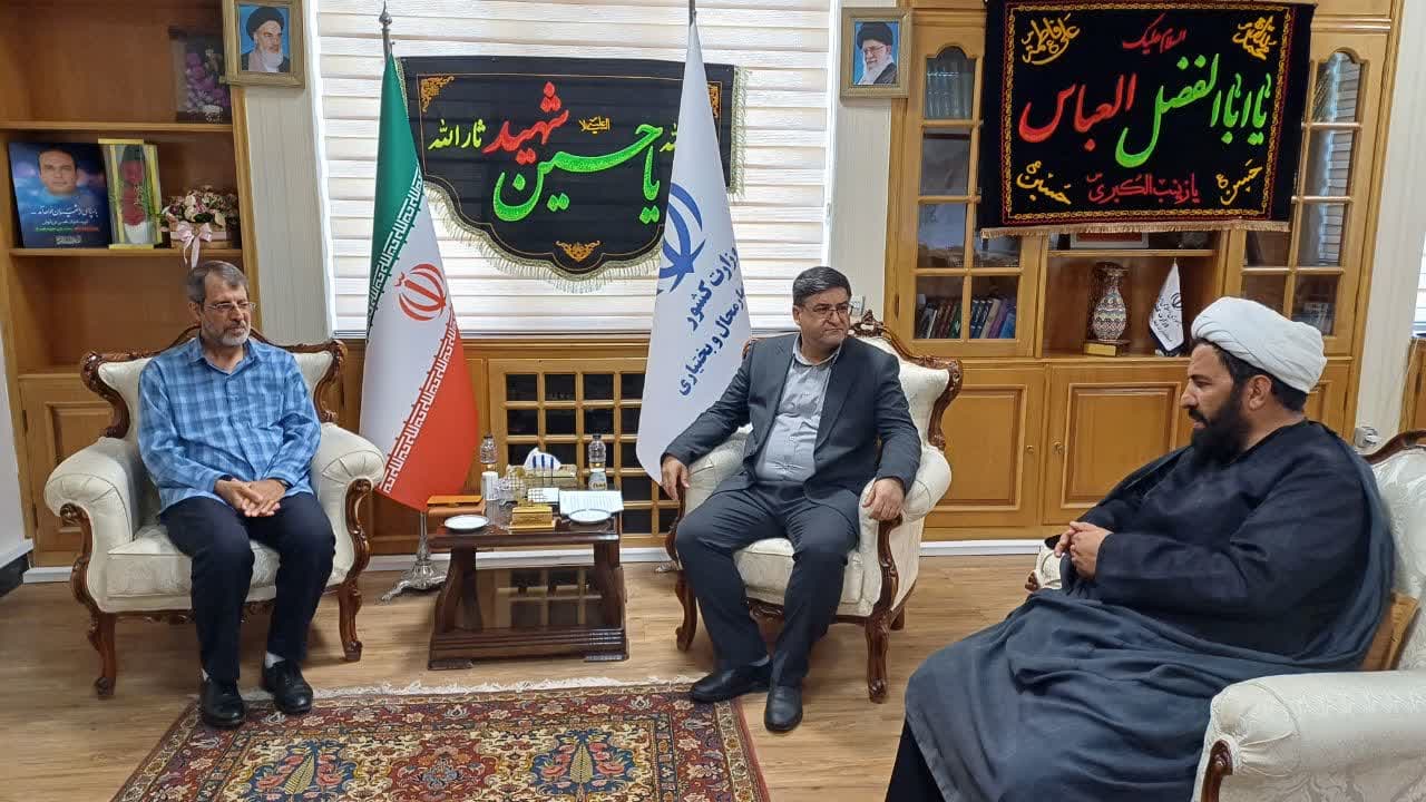 معاون نظارت بنیاد مهدویت کشور با استاندار چهارمحال و بختیاری دیدار کرد