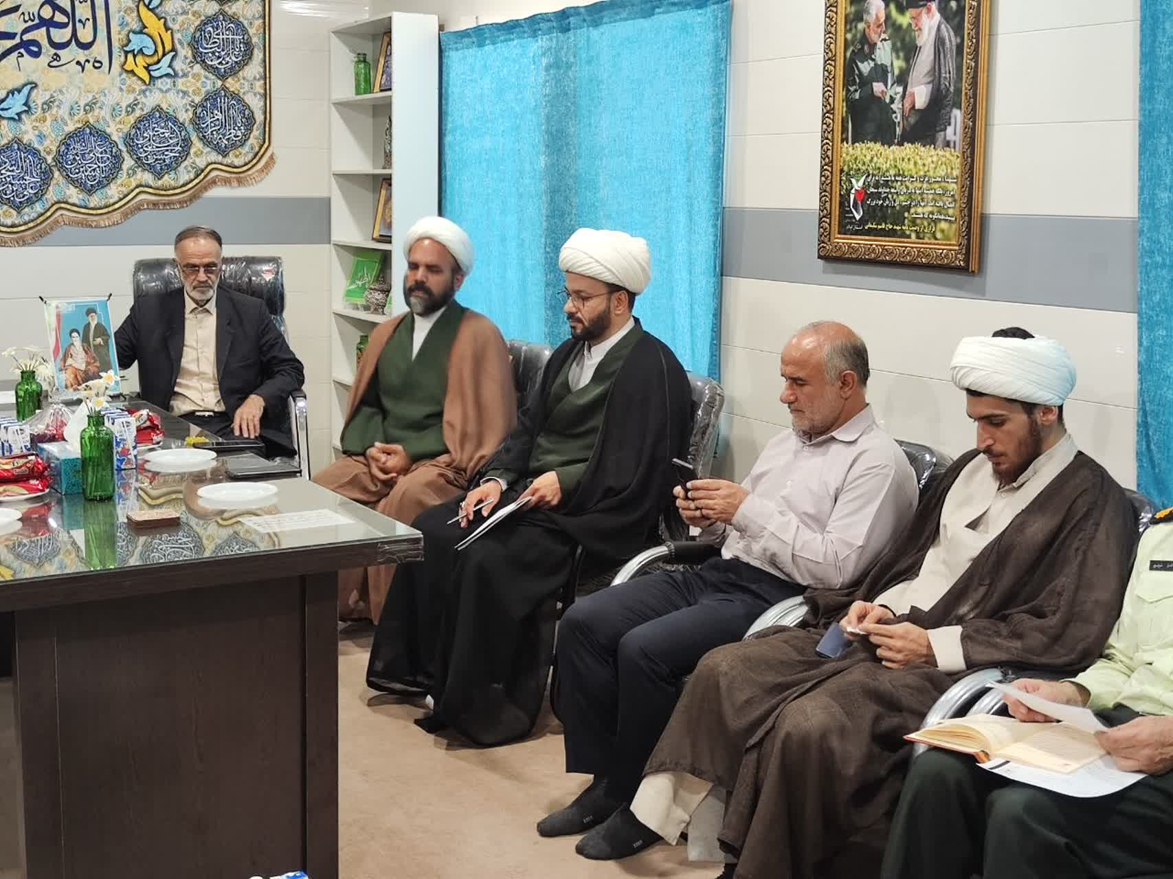 جلسه هماهنگی برگزاری برنامه‌های نهم ربیع استان ایلام برگزار شد
