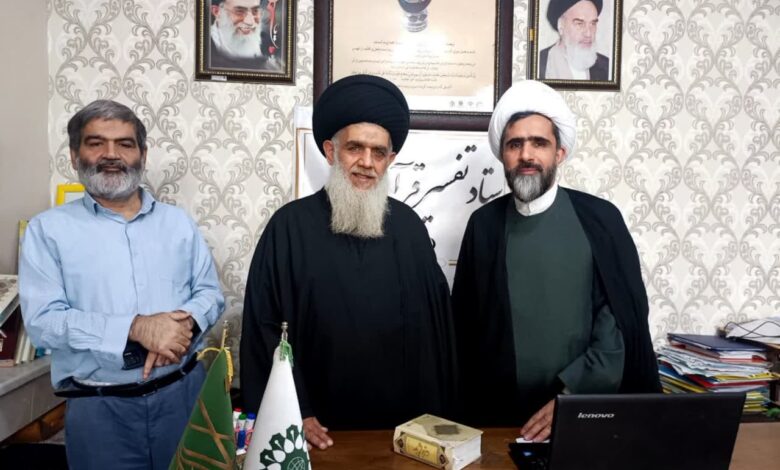 نشست هماندیشی بنیاد استان قم با اساتید و فعالان مهدوی برگزار شد