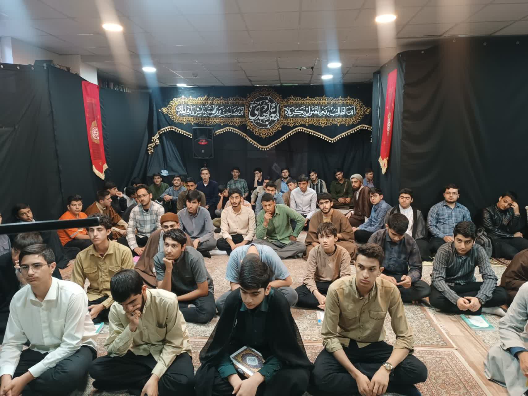 ضرورت ترویج فرهنگ مهدویت با زبان و عمل