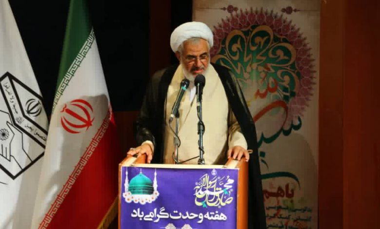 وحدت اسلامی رمز اقتدار امت است