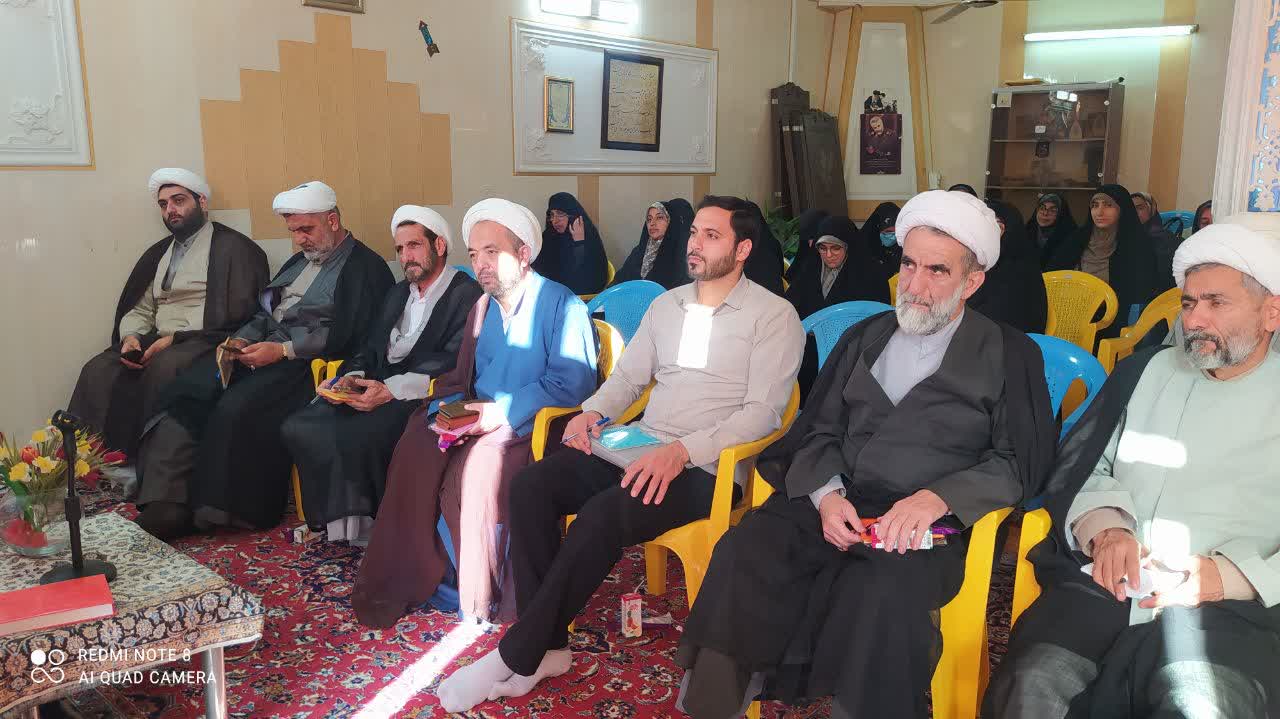کارگاه آموزشی «نقد فرق انحرافی» در قائم‌شهر برگزار شد