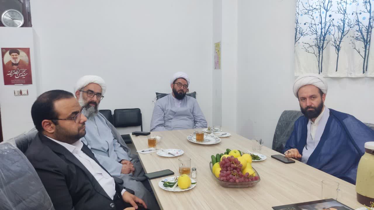 حجت‌الاسلام مهدوی سیرت، از شعبه بنیاد مهدویت شهرستان بابل بازدید کرد