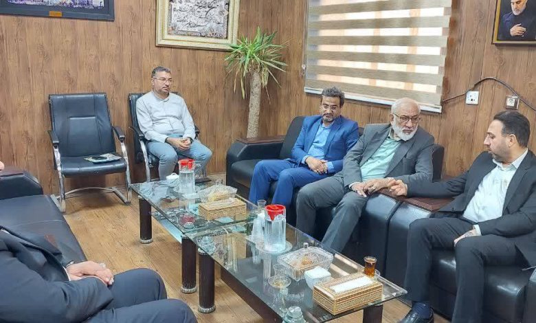 دیدار اعضای بنیاد استان خوزستان با فرماندار شهرستان حمیدیه