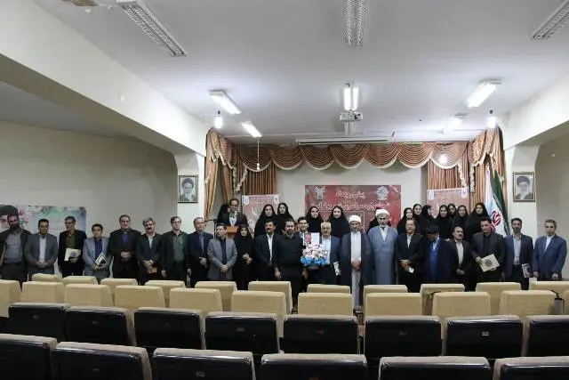 مراسم پیش رویداد جشنواره شعر بوتراب با حضور مسئولان در دانشگاه آزاد خرم آباد