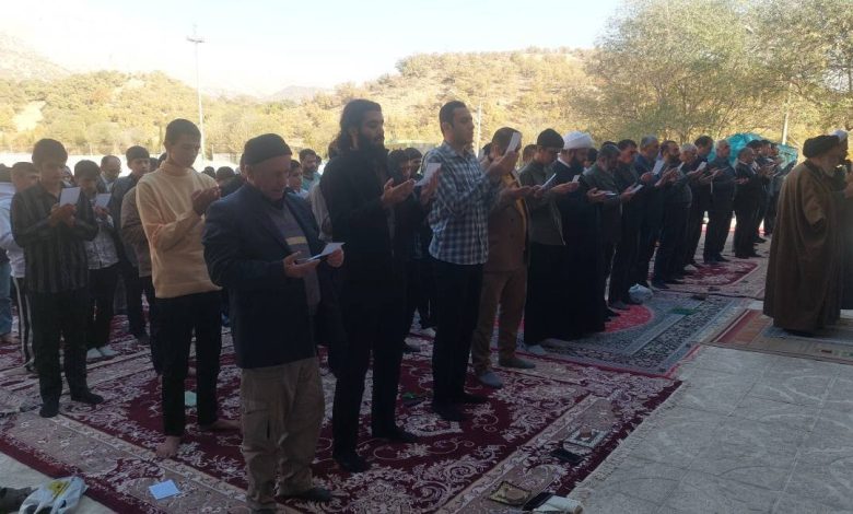 اقامه نماز طلب باران در شهر یاسوج