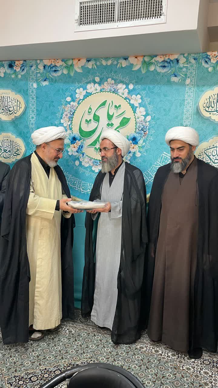 امام جمعه شهرستان نظر آباد ازبنیاد استان البرز بازدید کرد 