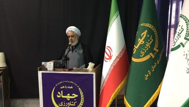 اقامه نماز جماعت ظهر و عصر در اداره جهاد کشاورزی به امامت مدیر بنیاد استان کرمان