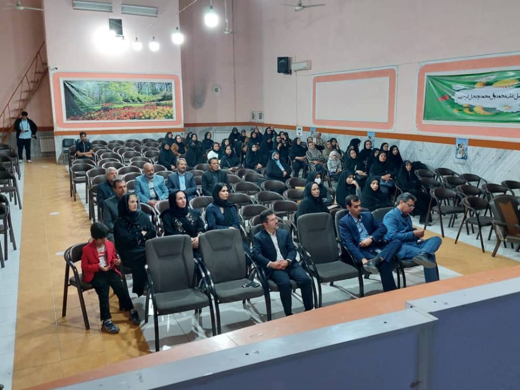 نشست تخصصی سبک زندگی و تربیت نسل منتظر در زاهدان 