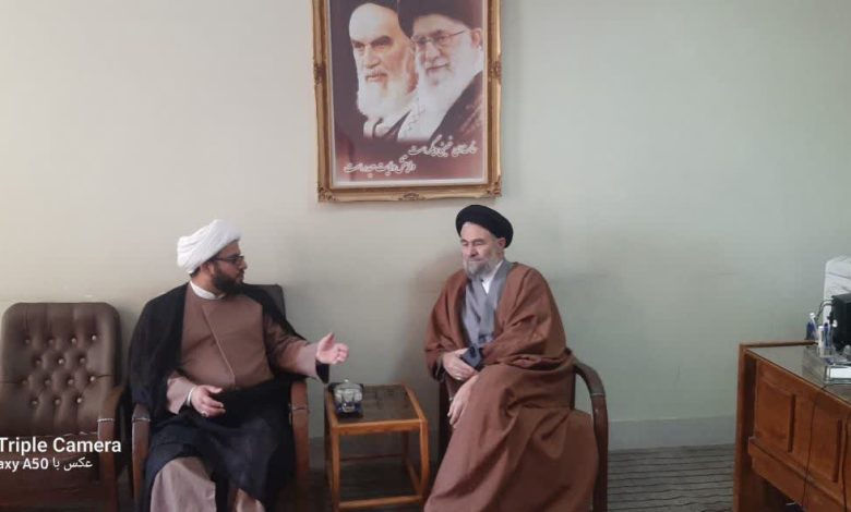 دیدار مدیر بنیاد فرهنگی حضرت مهدی موعود(عج) لرستان با امام جمعه بروجرد