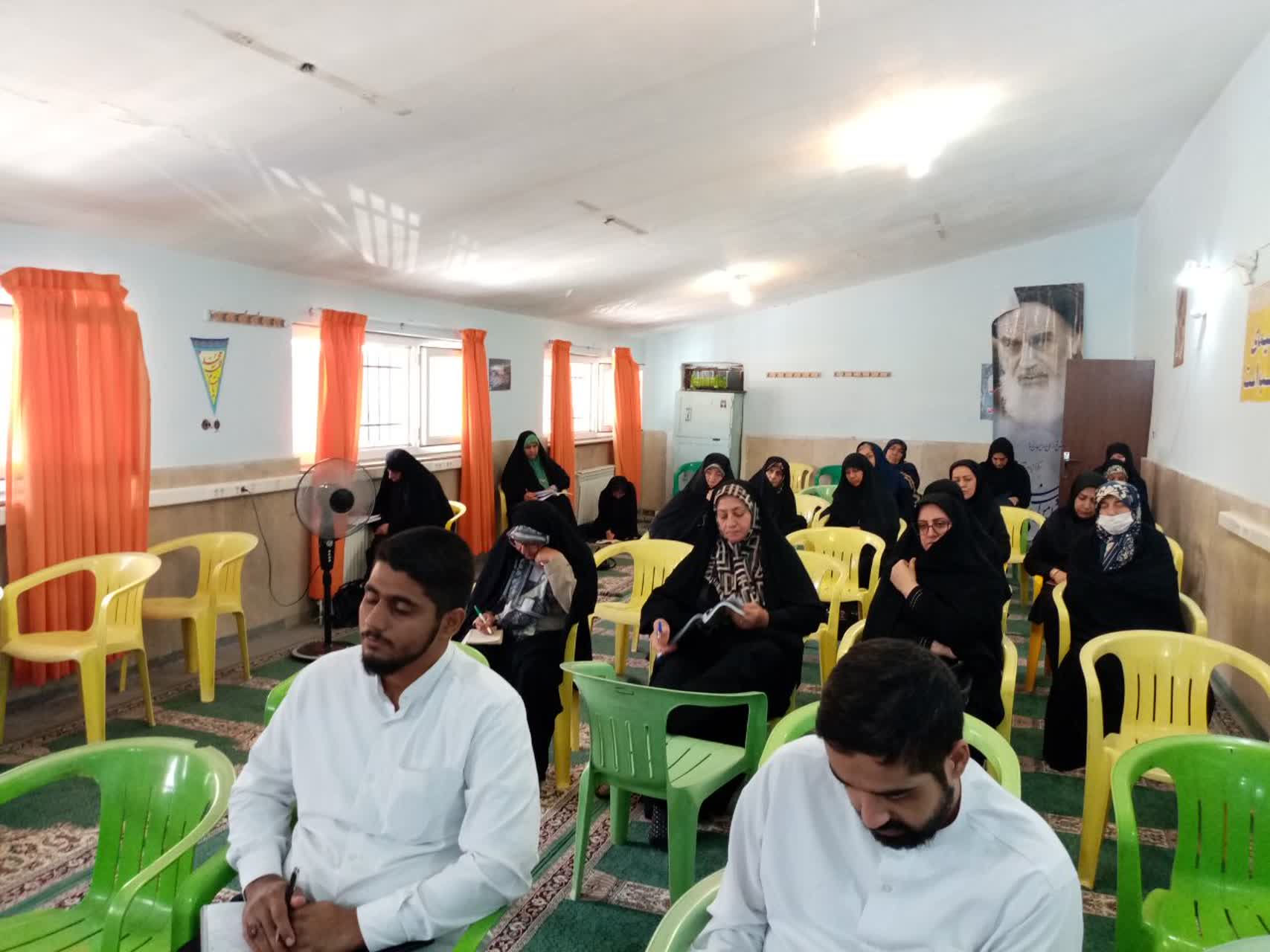 دوره مقدماتی معارف مهدویت در طالقان برگزارشد