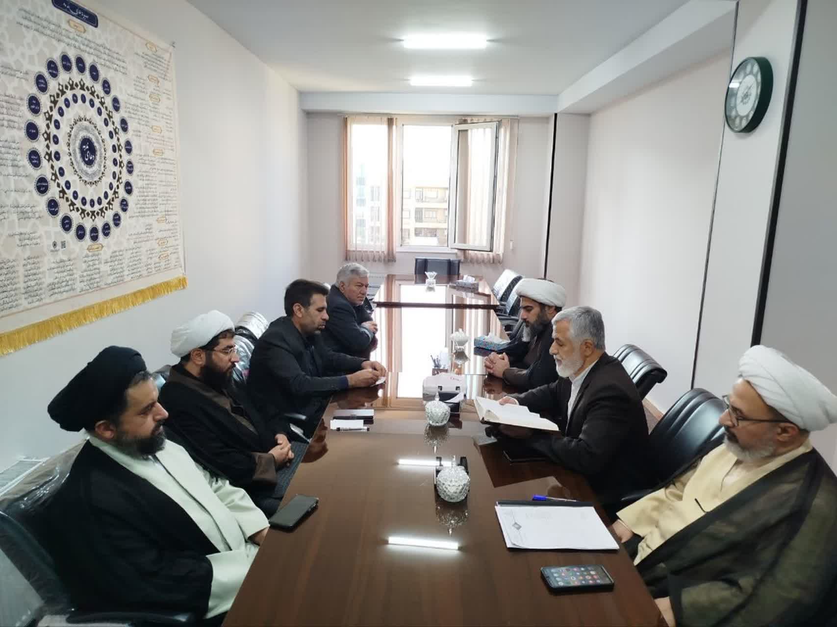 امام جمعه محترم محمدشهر میهمان بنیاد استان البرز شد