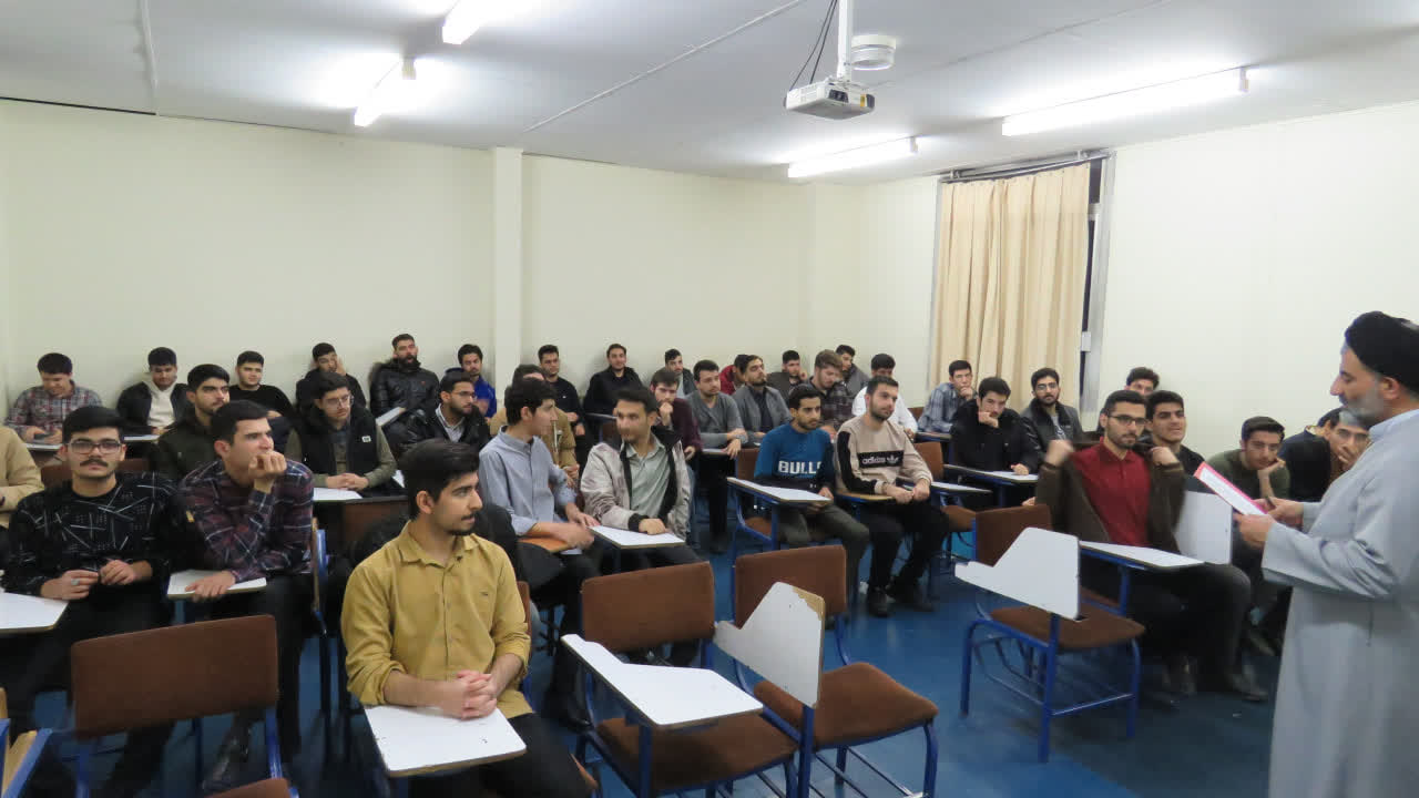 برگزاری دوره «طرح معراج» با محوریت مهدویت و نماز در دانشگاه‌های اردبیل