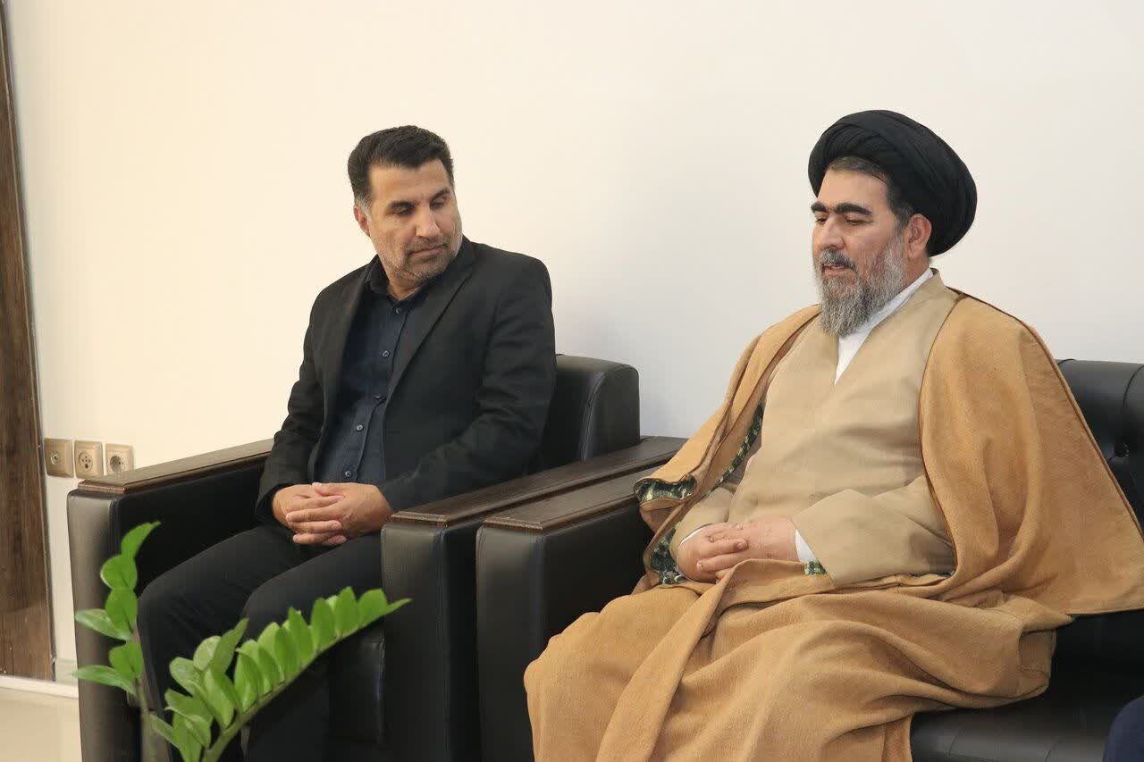 تقویت برنامه‌های مهدوی و فرهنگی در کتابخانه‌های عمومی خراسان‌ رضوی