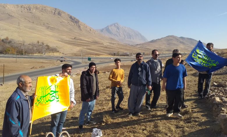 نوشتن شعارها و نمادهای مرتبط با امام زمان(عج) بر روی سنگ‌های ارتفاعات این منطقه، پیام انتظار و امید را در طبیعت جاودانه کردند.