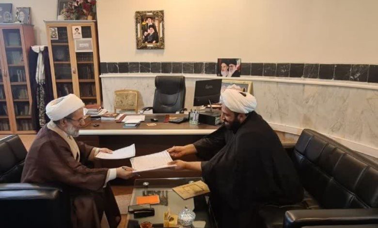 تفاهم‌نامه همکاری حوزه‌های علمیه و بنیاد استان کرمانشاه امضا شد