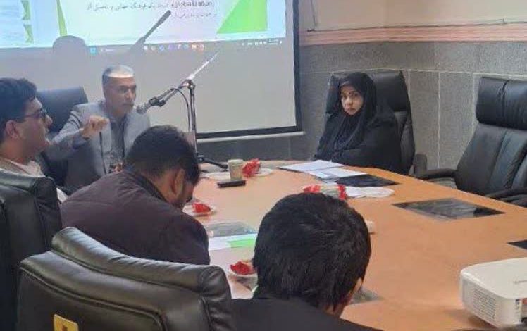 نشست جریان های آخرالزمانی ویژه دانشجویان شهرستان خاش