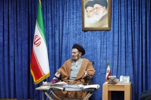 اهدای انگشتر متبرک رهبری توسط دکتر زرهانی به نماینده ولی فقیه در لرستان