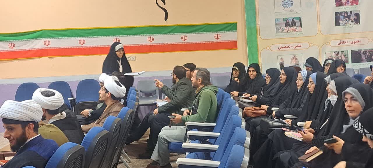 آغاز دوره آموزش تفسیر قرآن کریم با رویکرد مهدوی در اردبیل؛ گامی برای ترویج فرهنگ انتظار و تدبر در کلام وحی