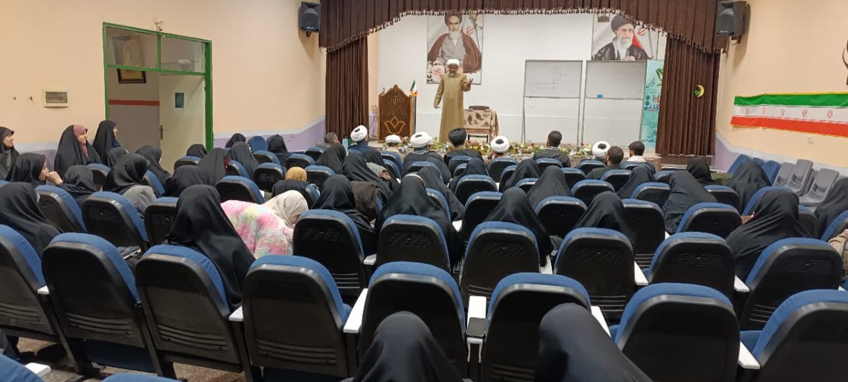 برگزاری دوره «جذابسازی کلاسداری مهدوی» ویژه مربیان نوجوان در اردبیل