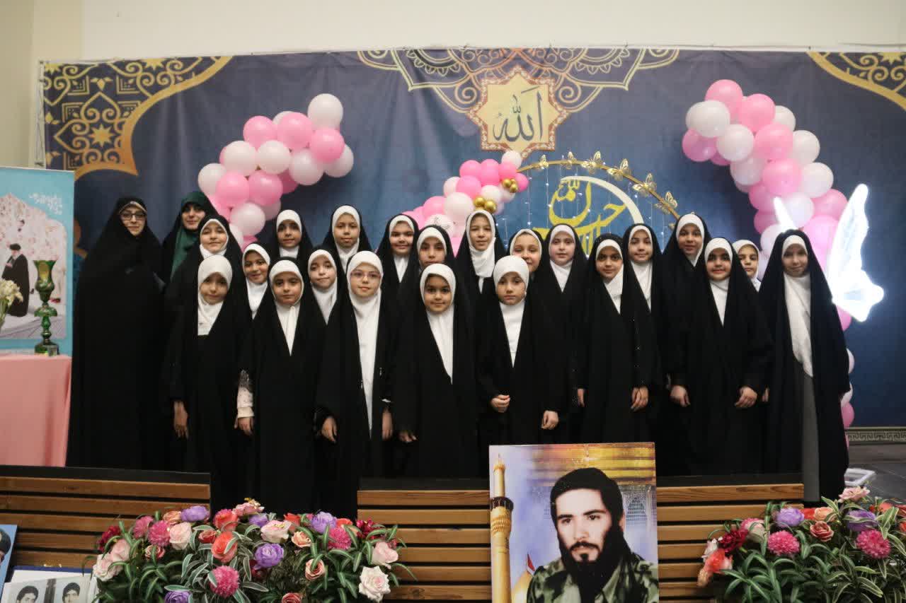 جشن میلاد امام زمان(عج) و حضرت علیاکبر(ع) با حضور نوجوانان منتظر در بنیاد فرهنگی حضرت مهدی موعود(عج) استان تهران