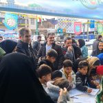 تصویری از اجتماع مردم و موکب‌های فرهنگی در جشن نیمه شعبان خیابان انقلاب خرم‌آباد.