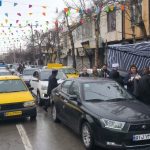 تصویری از اجتماع مردم و موکب‌های فرهنگی در جشن نیمه شعبان خیابان انقلاب خرم‌آباد.